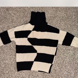 Dreamers Black and Cream Geometric Turtleneck Sweater